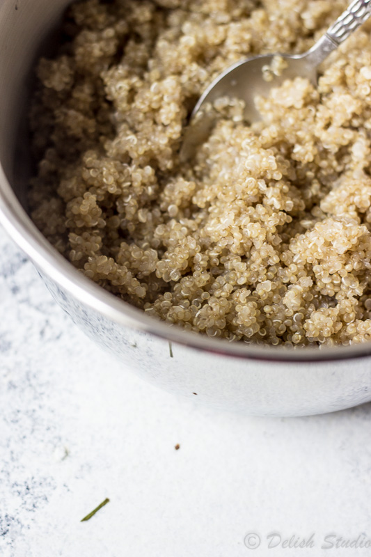 How to cook quinoa for making quinoa patties.
